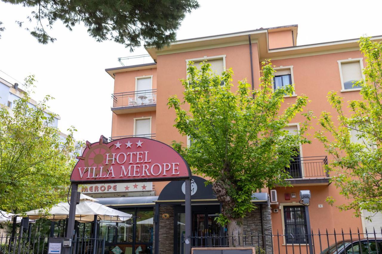 Hotel Villa Merope リミニ エクステリア 写真