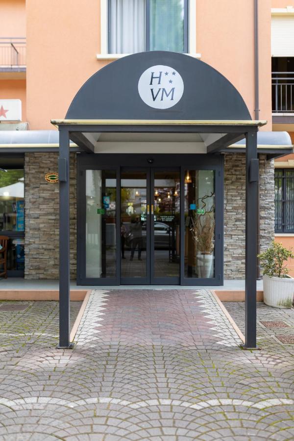 Hotel Villa Merope リミニ エクステリア 写真